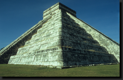 Pyramida v Chichén Itzá